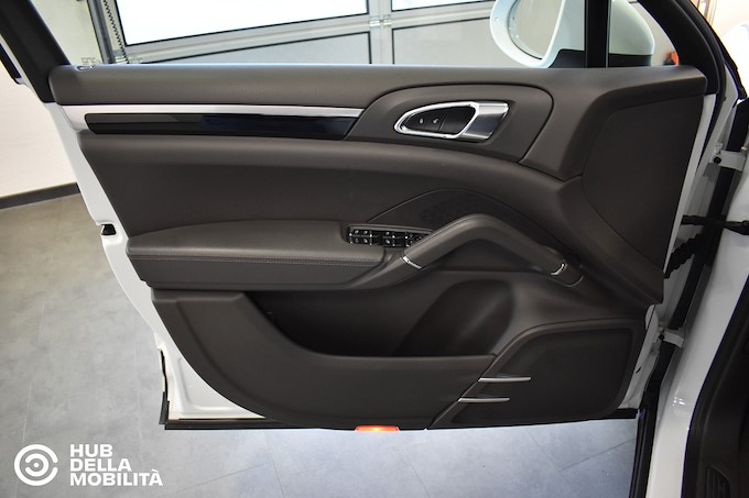 PORSCHE Cayenne 3.0 Diesel